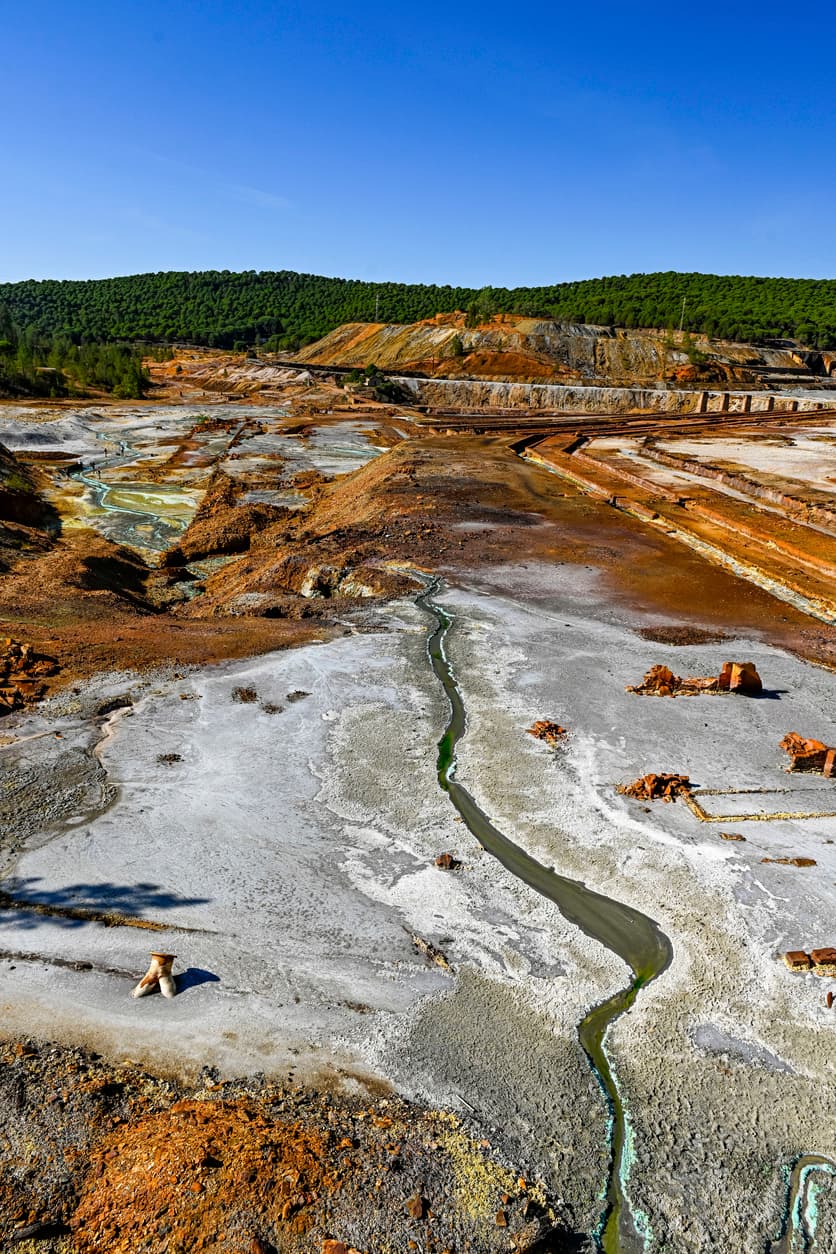 Mining tailings pond site managed with space-based satellite monitoring technology